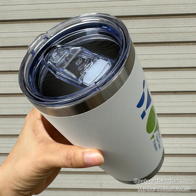 Ly Giữ Nhiệt Dung Tích 590ml màu trắng Ly Giữ Nhiệt Dung Tích 590ml màu trắng