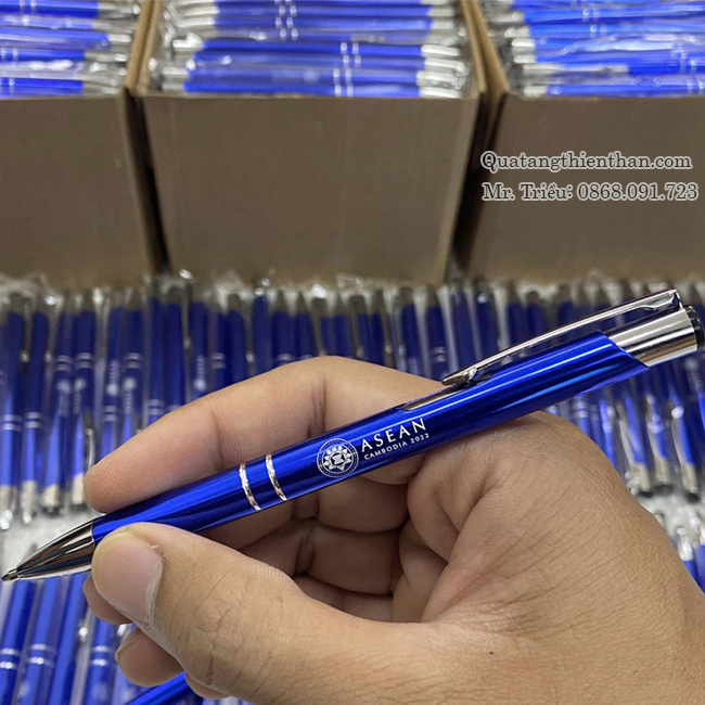 Bút Bi Bấm Kim Loại Màu Xanh